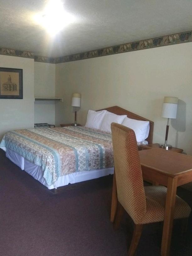 Whispering Creek Lodging & Rv Resort Newton Kültér fotó